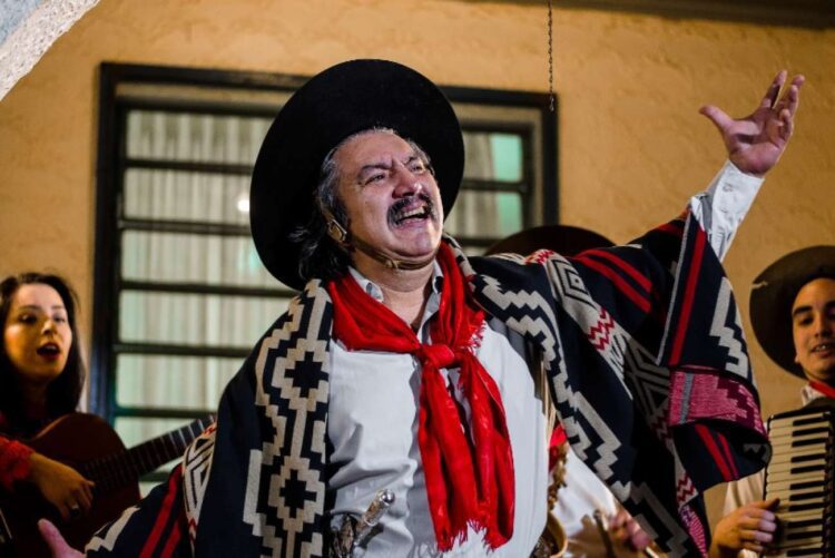 Jorge Guedes será atração do projeto Notas de Vinho e Canto em Gravataí
