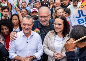 Candidata ao governo do RS, Juliana Brizola cumpre agenda em Gravataí hoje