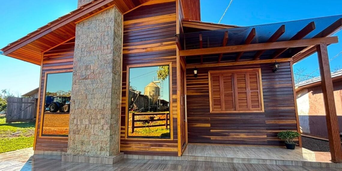 Referência no Sul do país na fabricação de casas de madeira, construtora de Gravataí realiza feirão no próximo sábado