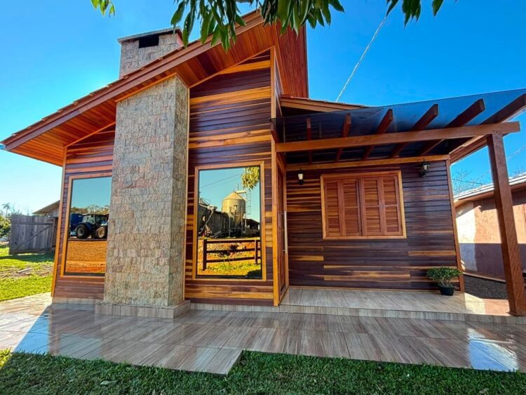 Referência no Sul do país na fabricação de casas de madeira, construtora de Gravataí realiza feirão no próximo sábado
