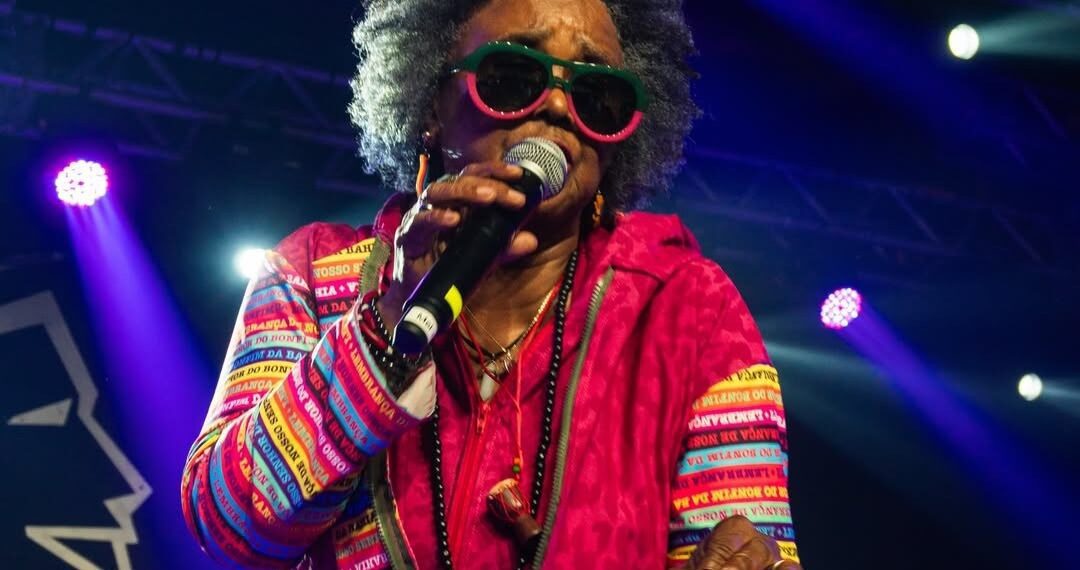 Da MPB ao funk: Sandra Sá faz show no Sesc Gravataí em novembro