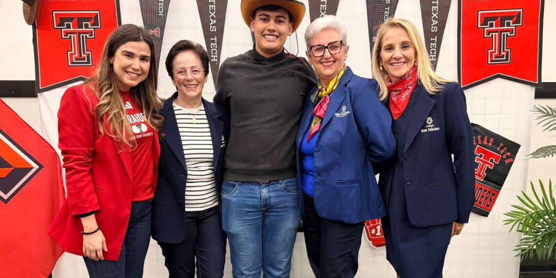 Parceria de escola gravataiense com a Universidade do Texas oportuniza que alunos cursem disciplina do currículo americano para desenvolver a oratória