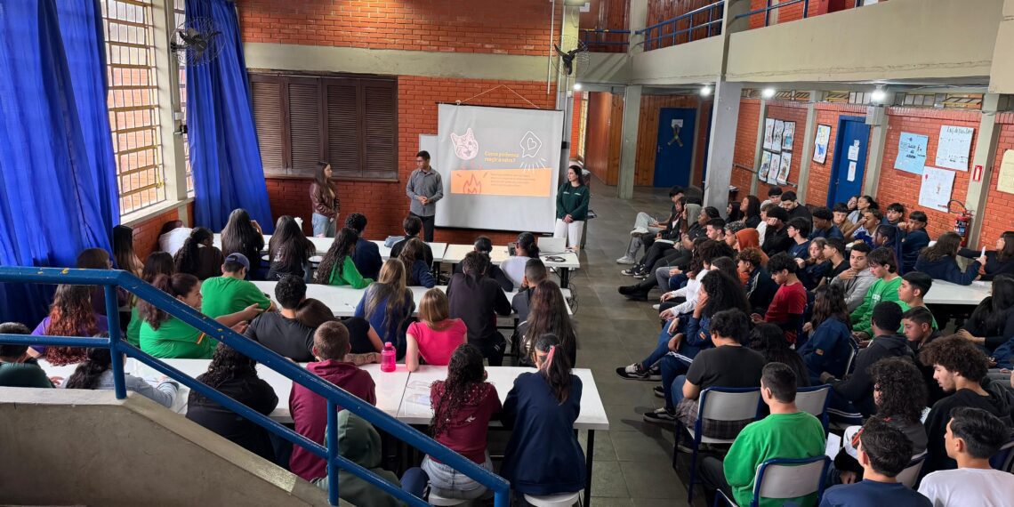 Clínica inicia projeto gratuito de acolhimento psicológico em escolas de Gravataí